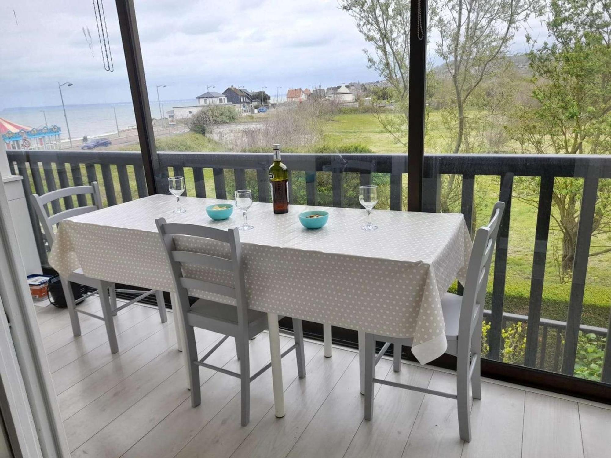 Appartement Refait A Neuf Avec Loggia Et Parking, A 2 Pas De La Plage Et Des Commerces - Fr-1-712-7 Villers-sur-Mer Exteriér fotografie